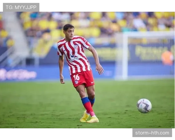 莫利纳状态回暖，成为球队新赛季右闸首选的关键因素