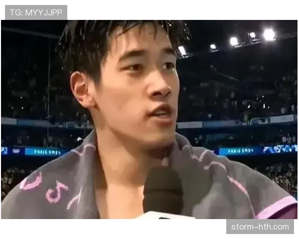 潘展乐场上自律到刻板，场下点菜像开信用卡演唱会，朋友看到账单都懵了