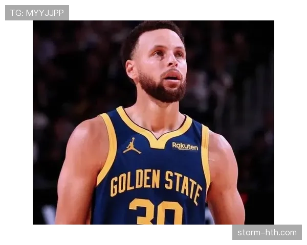 格林比上季更常为库里挡拆制造空位拉开勇士节奏